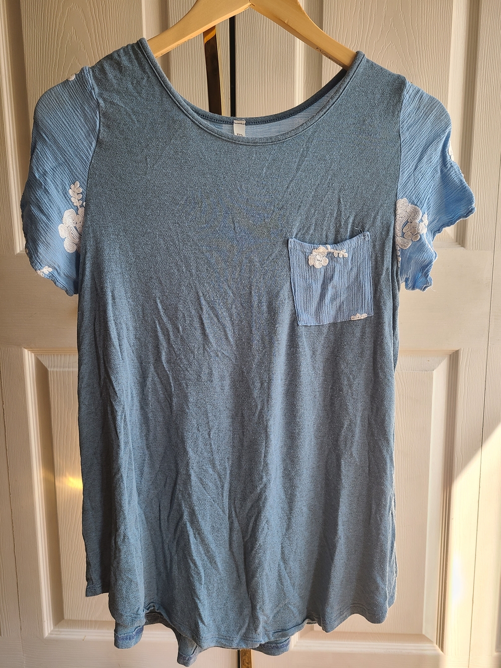 mts Light Blue Floral Pocket Short Sleeve Tee